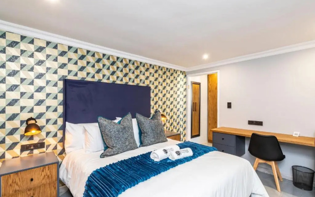5th On Preston Guest House