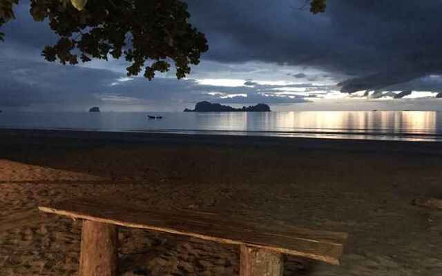 Sukorn Andaman Beach Resort