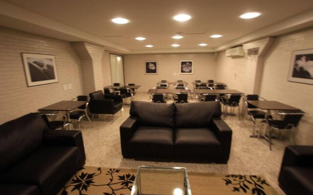 Hotel Confiance Batel
