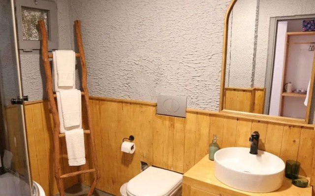 Sakiz Kizi Butik Otel