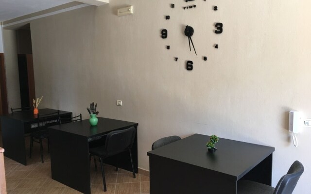 Vela Hotel
