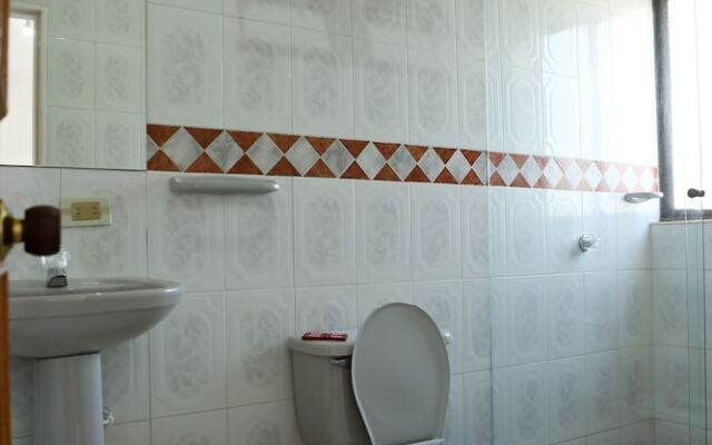 Hotel Anamichu Suites