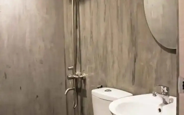 Connector Hostel