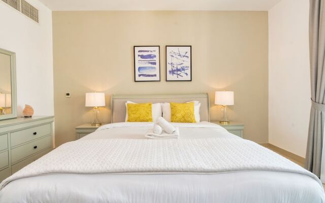 Luxury Burj Khalifa & Fountain View Apt Downtown