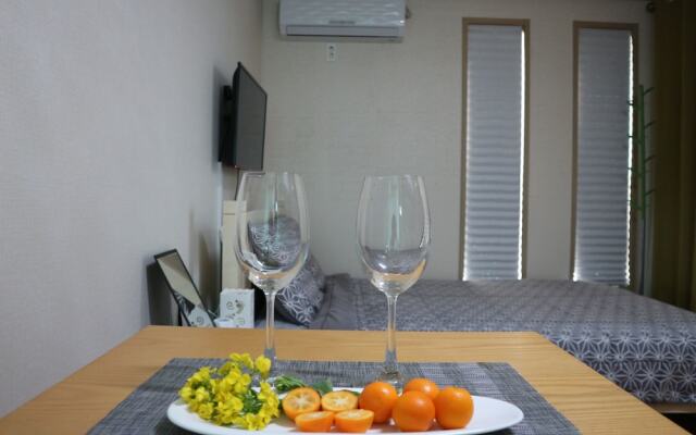 Blue Island Guesthouse - Hostel