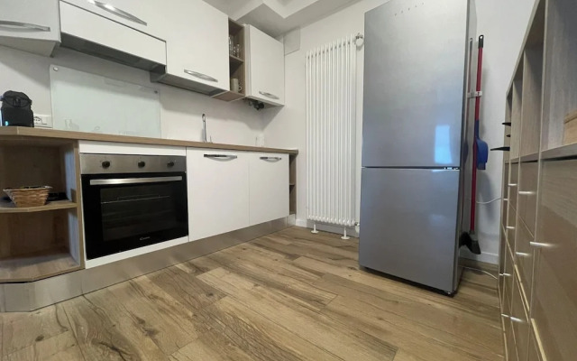 SnowLake Suite & Apartments