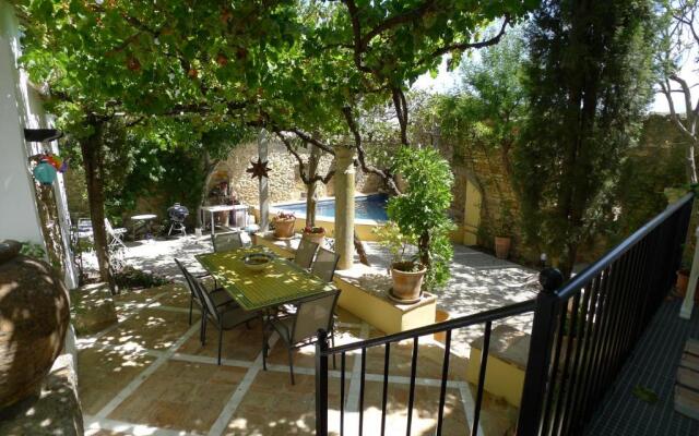 Salvatierra Guest House