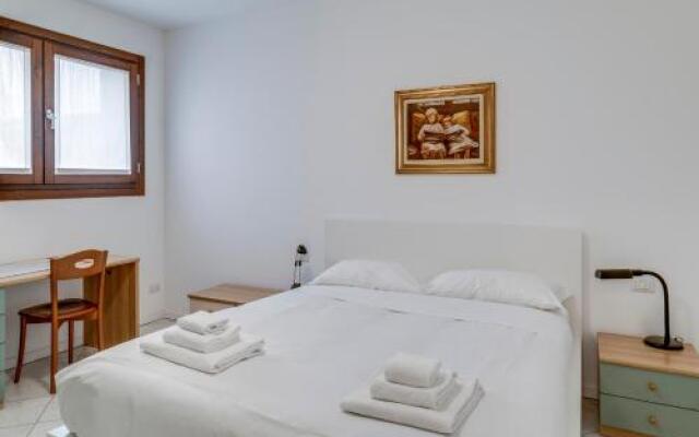 Amazing Bright Apartment near Bicocca Village