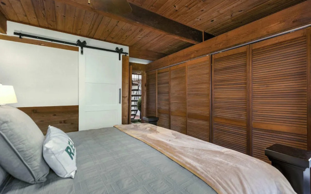 Cedar Nest Experience Ozark Magic in Sunrise Beach