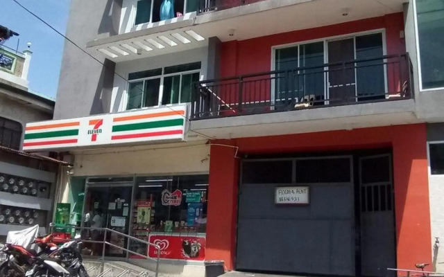 Spacious Cozy Room for Rent Near NAIA