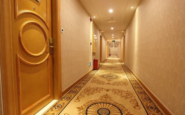 Vienna Hotel Shenzhen Bantian Wuhe Avenue Branch