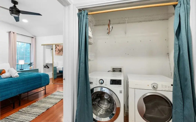 Warm Austin 3BR 2Bath Home Pet Friendly