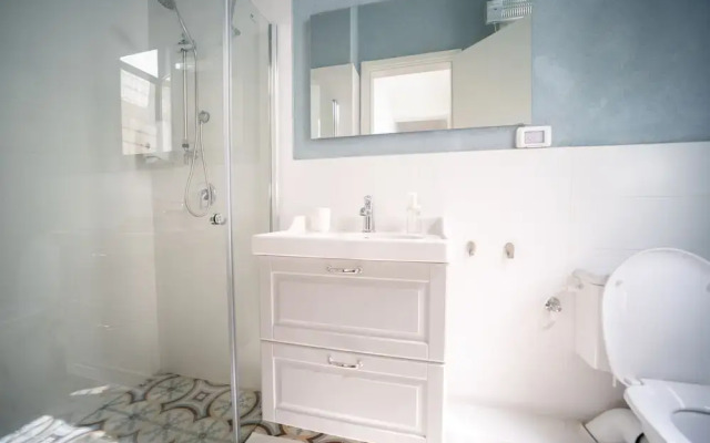 YalaRent Boutique apartments in Jaffa's flea market - Families only