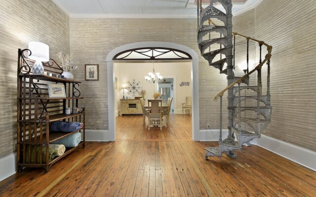 Carroll House Cottages