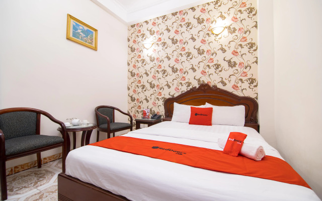 Tan Hoang Long Hotel District 5