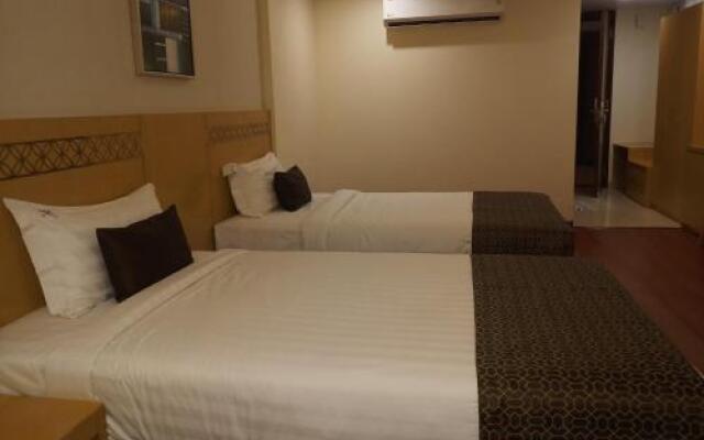 Hotel Royal Chandela by OYO Rooms