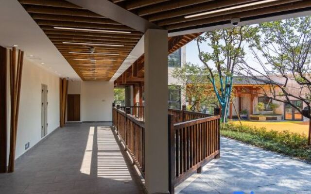 Wunvzhou Dreamless Lake Resort Hotel