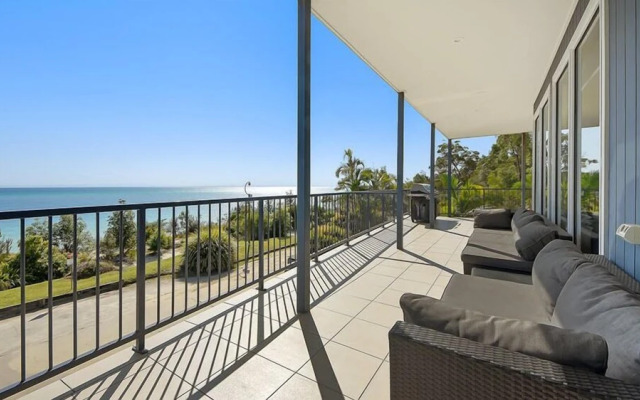 Sandcastles Coign 10