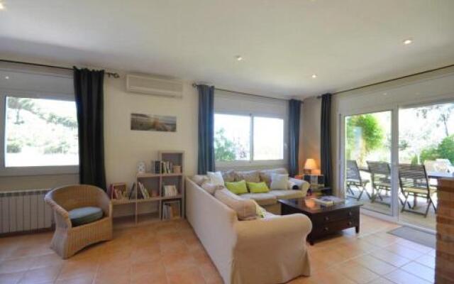 Villa Alveniz- Ref 197