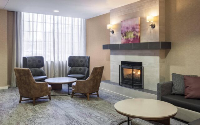 Courtyard by Marriott Omaha Downtown