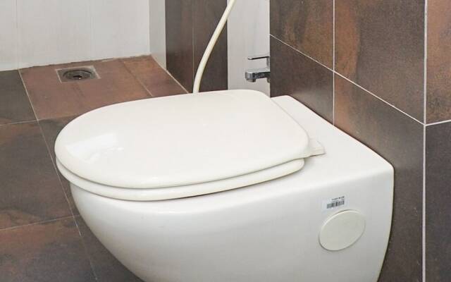 OYO 10198 Hotel Aris