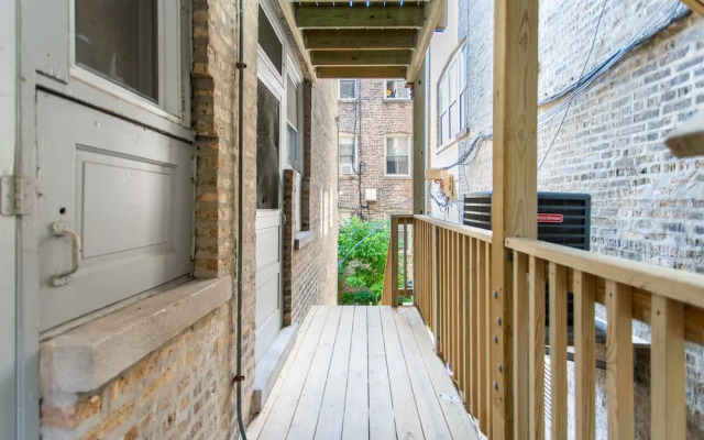 1BR Getaway Apt Modern in Lincoln Square