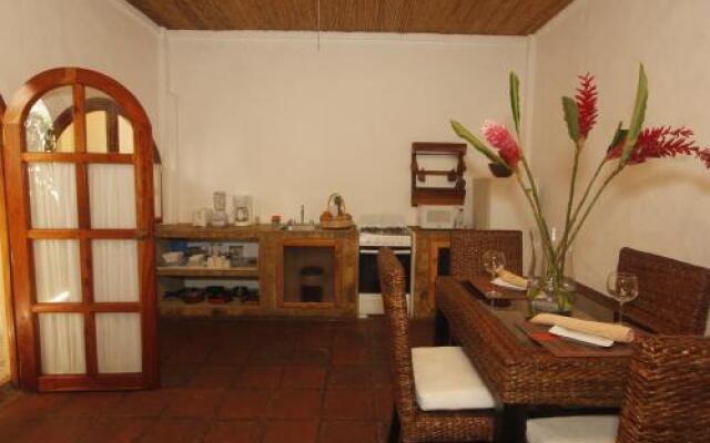 Casa Lucia Boutique Suites & Apartments