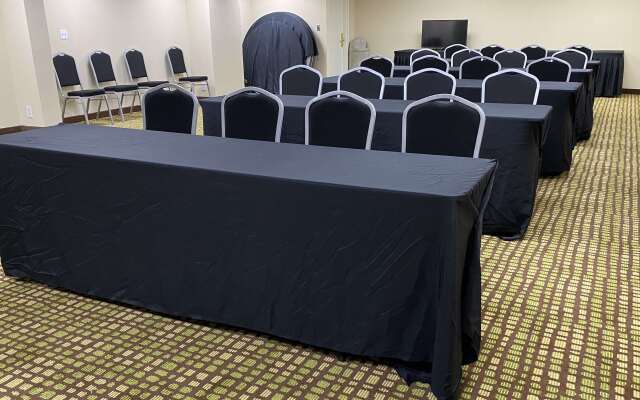 Baymont by Wyndham Latham Albany Airport