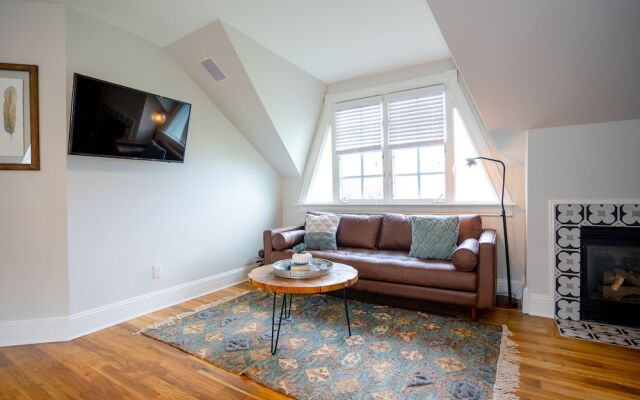 The Curtis Park Club