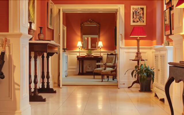 Emlagh House