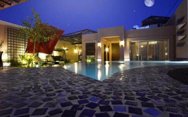Goot Resorts