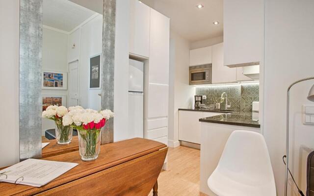 BmyGuest - Alfama Terrace Apartment