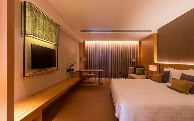 Everrich Golden Lake Hotel