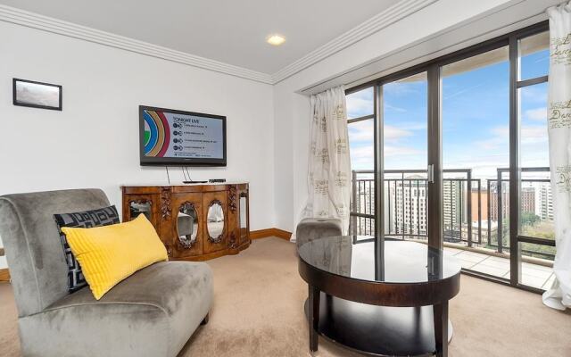 QV Luxury Apartment with Indoor Pool - 445