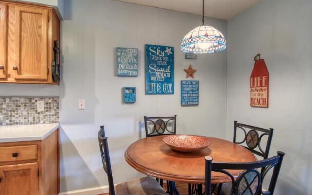 Courtyard #223 Condo