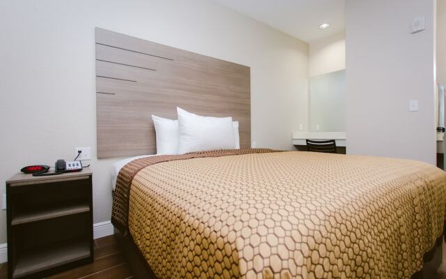 Scottish Inns & Suites Baytown Hwy 330