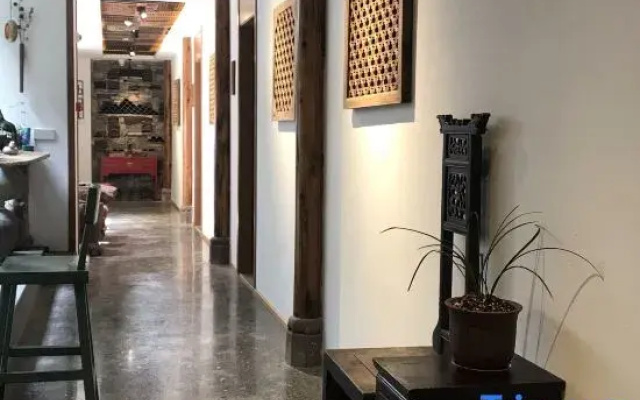 Leshan Thirteen · Maolinju Homestay