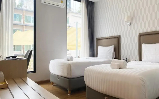 Lucky Hotel Bangkok