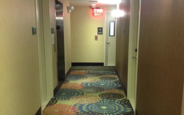 AirTrain Plaza Hotel JFK Airport