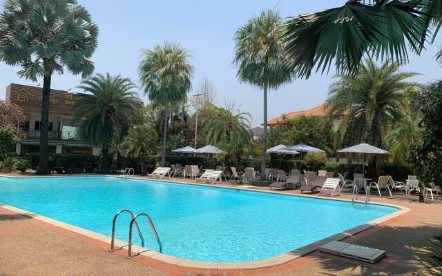 Leuxay Hotel