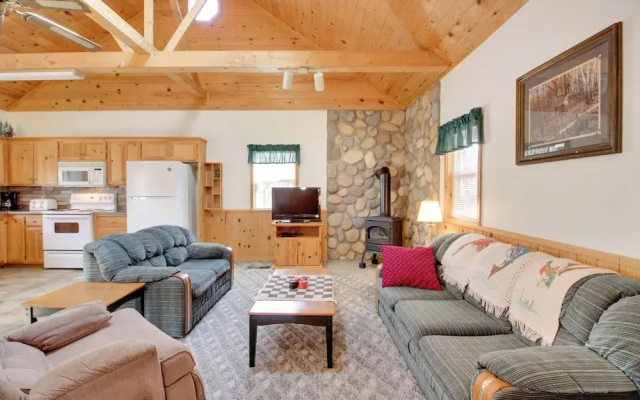 Minnesota Cabin Rental: 3 Mi to Pelican Lake!