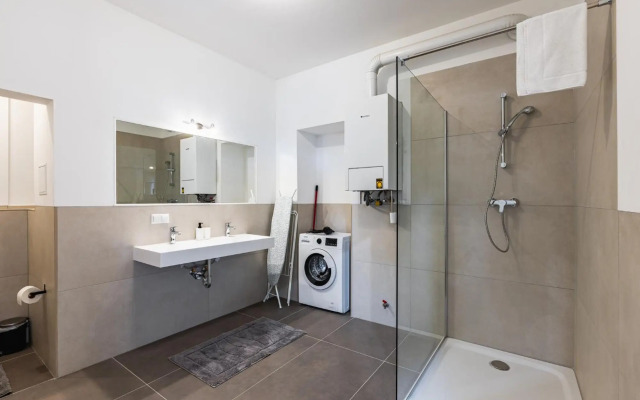 Newley renovated apartment next to Hannovermarkt