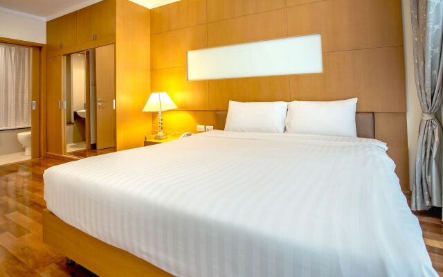 D Varee Montara Thonglor 25