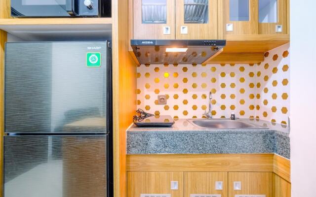 Modern And Comfort 2Br Transpark Cibubur Apartment