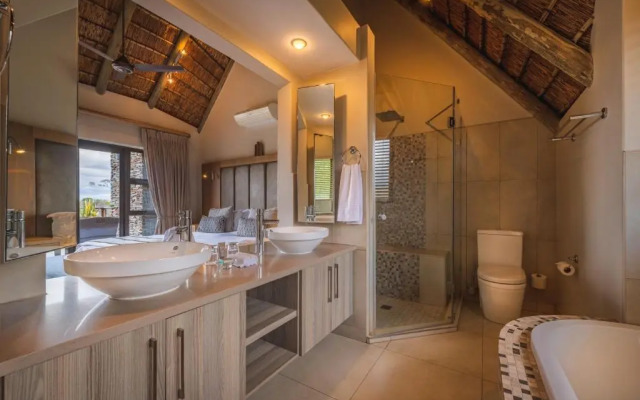 Elephant Point Unit No. 13 - Ndlophu Lodge
