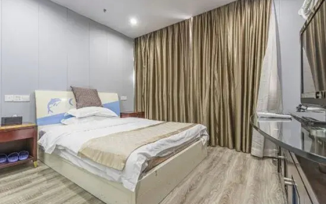 Cixi Huakun Theme Hotel