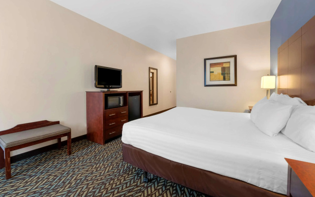 Best Western Plus Covered Bridge Inn