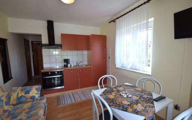 Apartments Frane