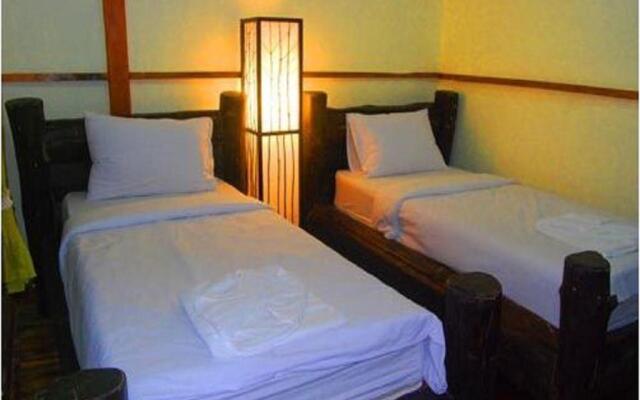 Phuttachot Resort Phi Phi