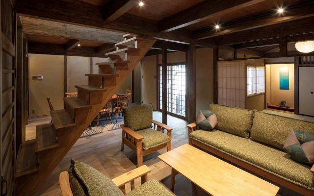 Choya Gosho-Minami